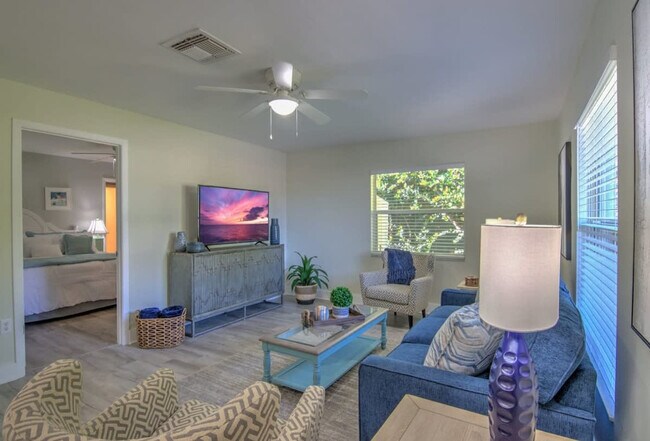 Foto del edificio - 724 108th Ave N