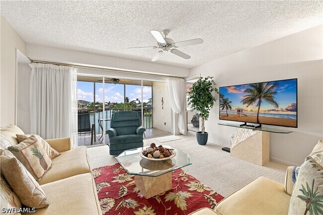 Building Photo - 10686 Gulf Shore Dr