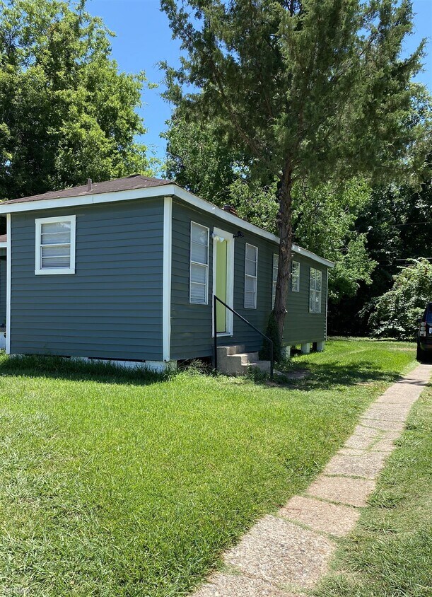 Primary Photo - 2 br, 1 bath Duplex - 1224 Estelle Street