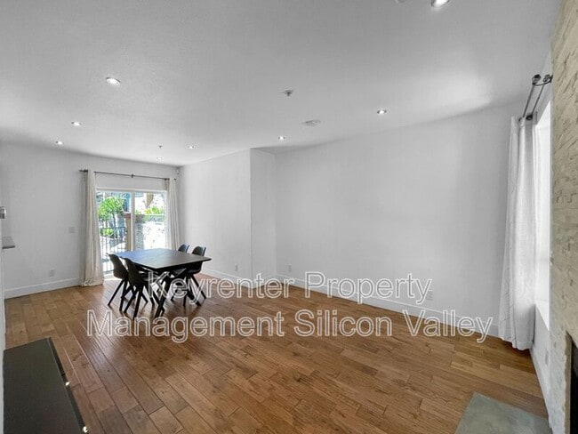 Building Photo - 3157 Regency Ave