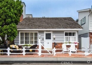 Building Photo - 209 Agate Ave