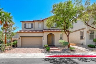 Building Photo - 708 Point Bluff St