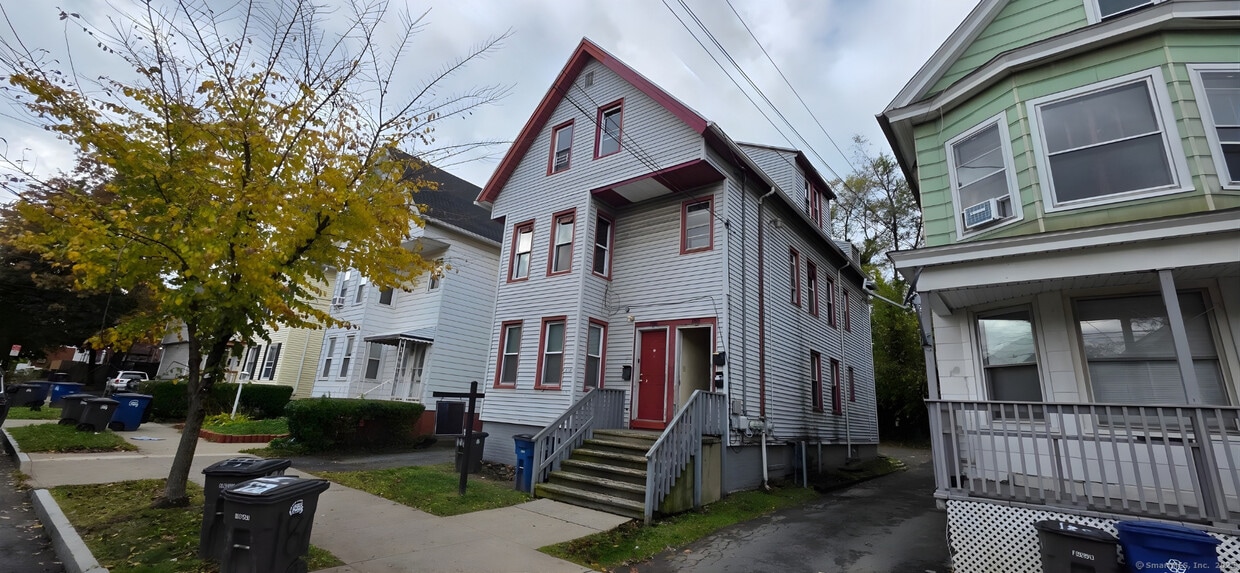 Primary Photo - 186 Farren Ave