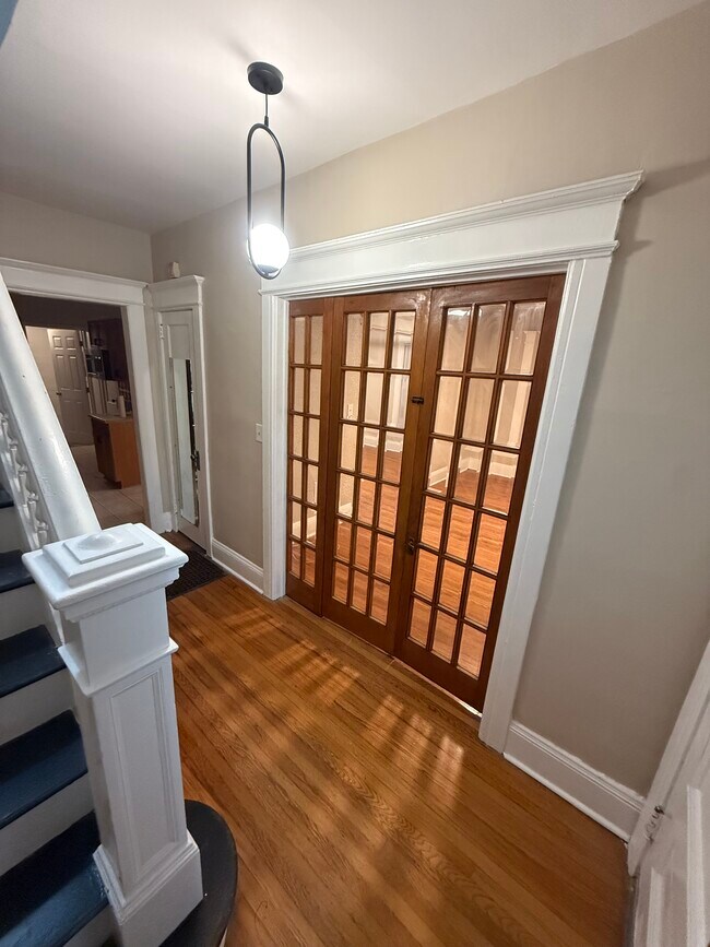 Foto del edificio - 316 Stafford Ave