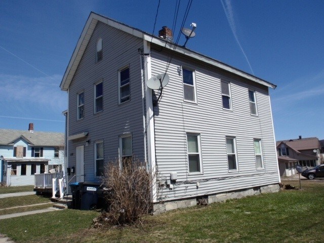 Building Photo - 110 Granger St