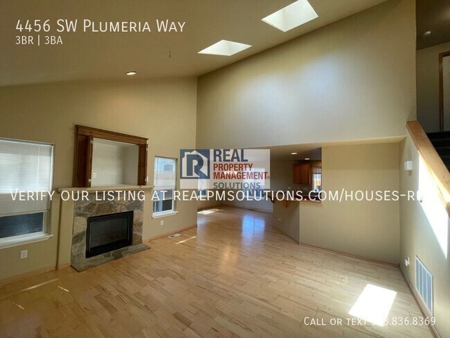 Building Photo - 4456 SW Plumeria Way