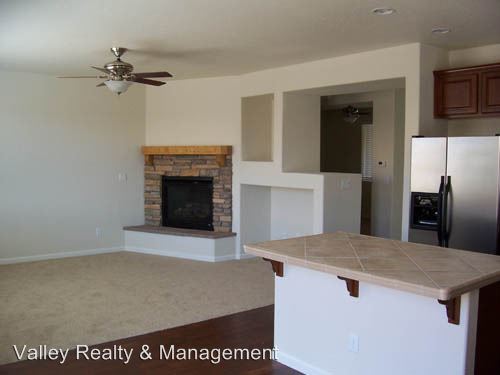 Foto del edificio - 752 Grayhawk Dr