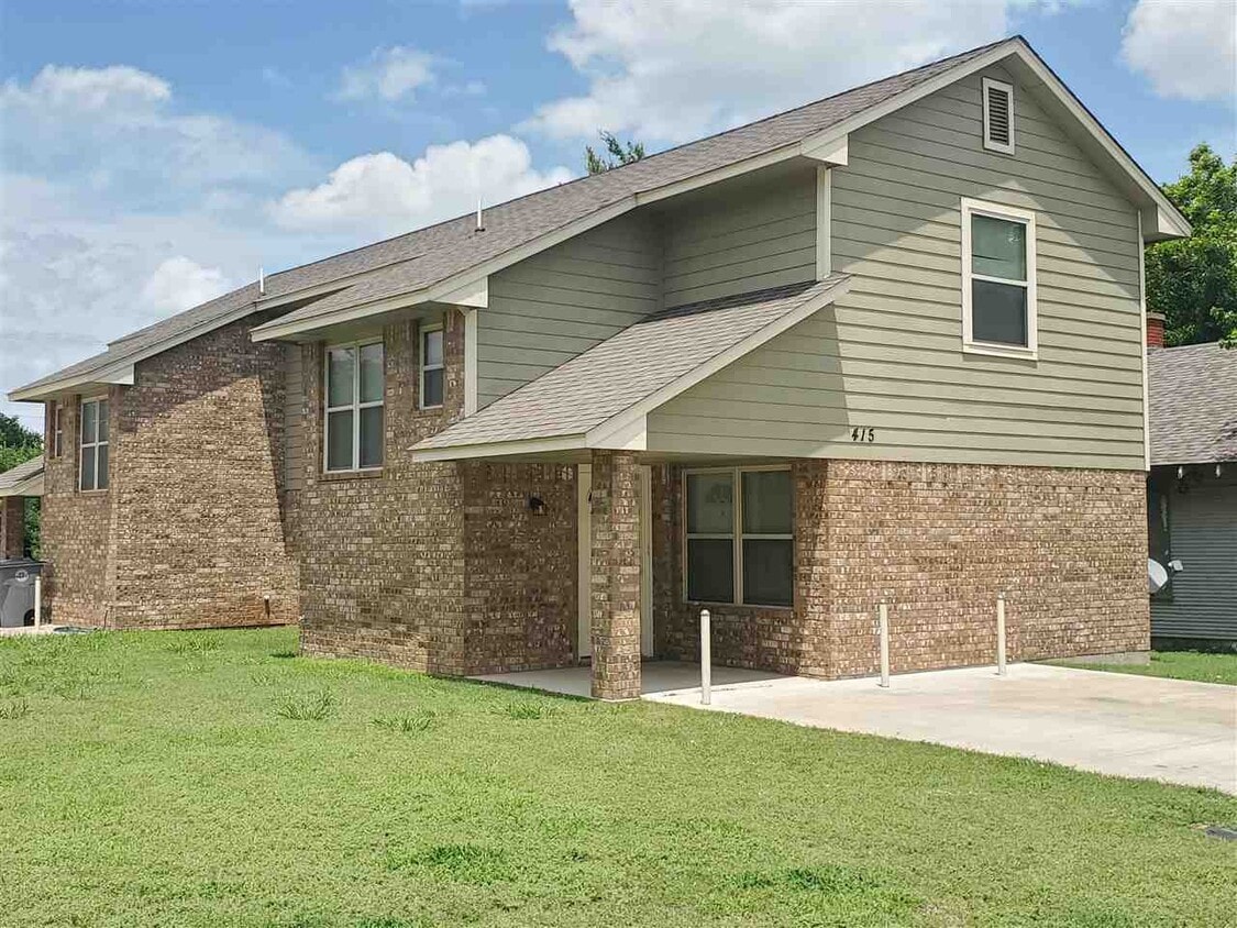 415 NW Bell Ave, Lawton, OK 73507 Condo for Rent in Lawton, OK