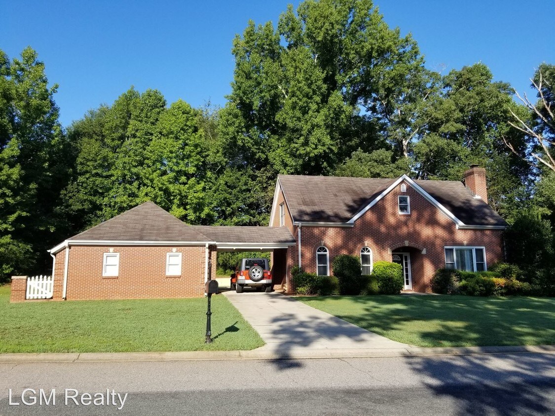 Primary Photo - 3 br, 2.5 bath House - 250 Timber Creek