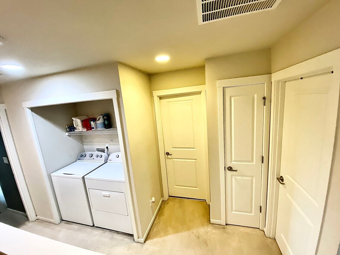 Foto principal - 91 Cougar Ridge Rd NW