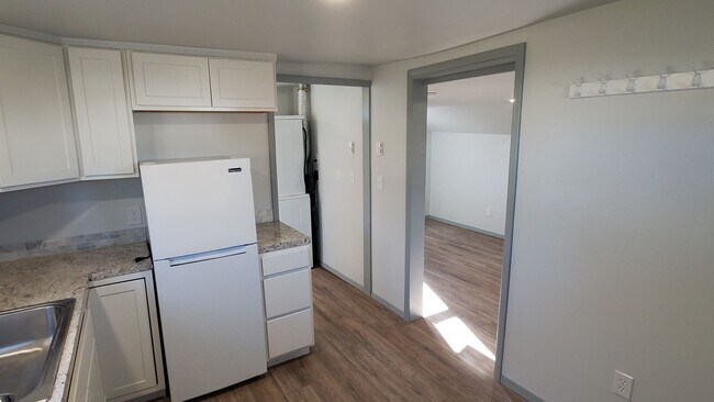 Foto del edificio - Cute 1 bedroom house close to downtown