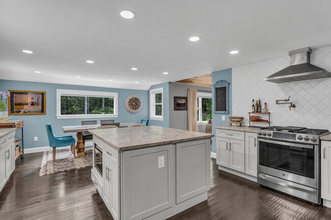 Foto del edificio - 32 Twin Bridge Rd