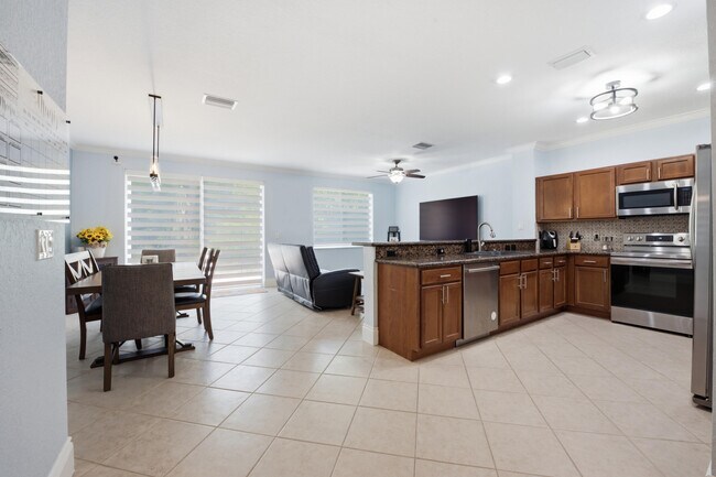 Foto del edificio - 3078 N Evergreen Cir