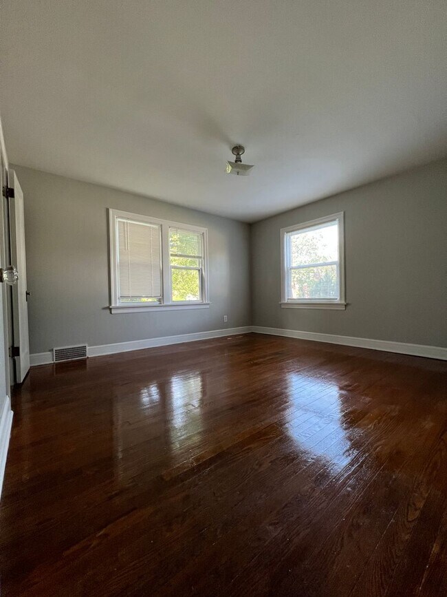 Building Photo - Step into charm, comfort, and a fresh remo...