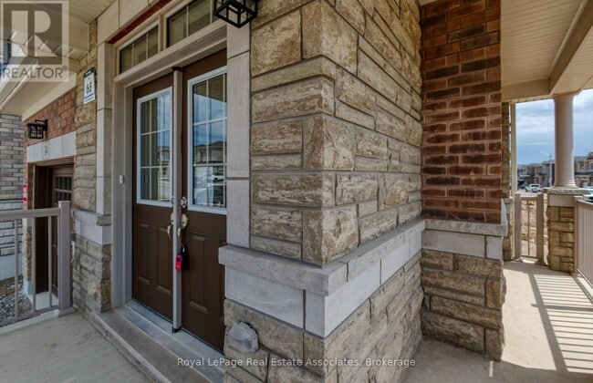 Building Photo - 34 Attwater Dr