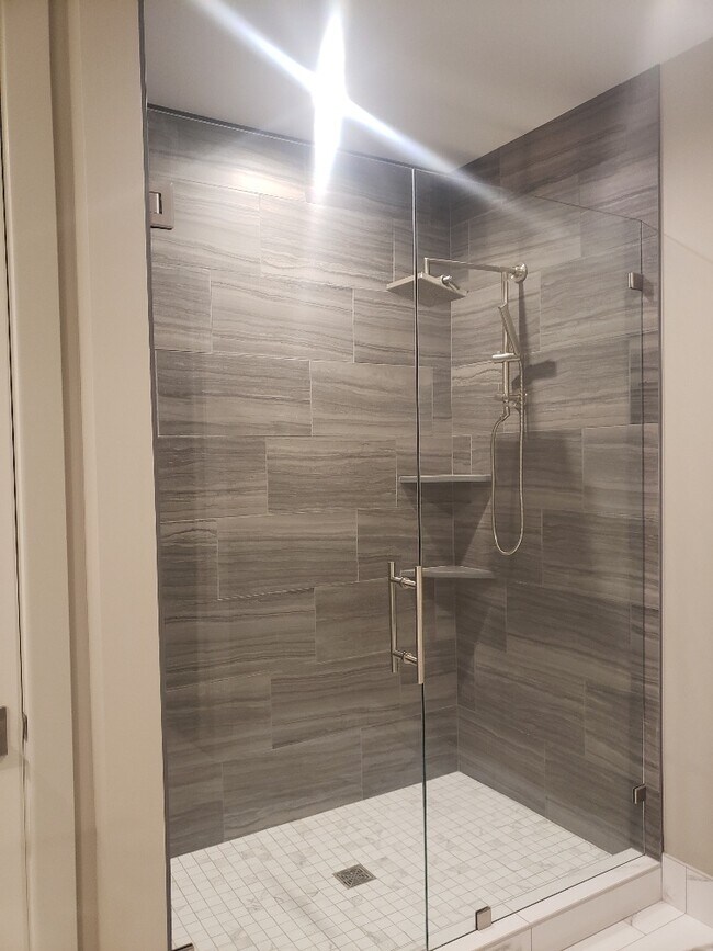 Building Photo - 43 Highnoon Way