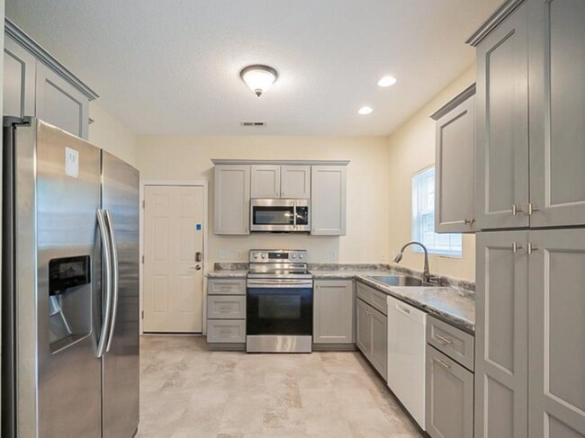 Foto del edificio - 1048 Wyndfall Dr