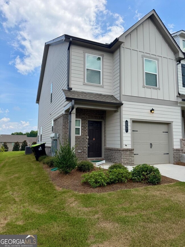 Building Photo - 257 Kenoot Dr