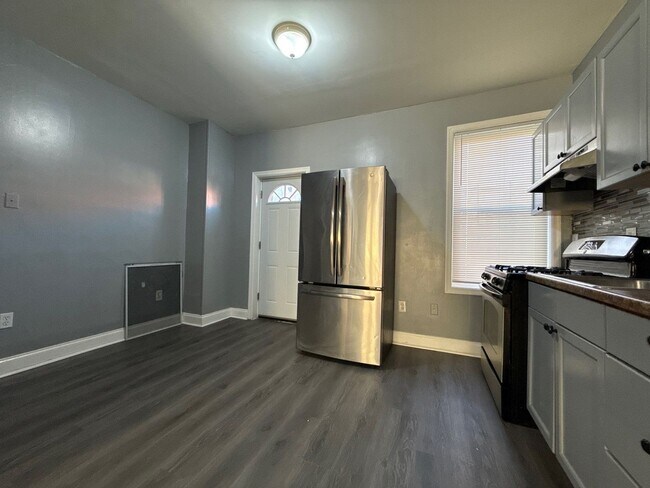 Foto del edificio - Two Bedroom House In Baltimore City