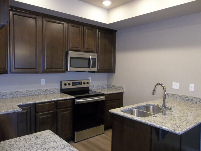 Foto del edificio - Chic Modern Townhouse in Berthoud – Your Dream Home Awaits!
