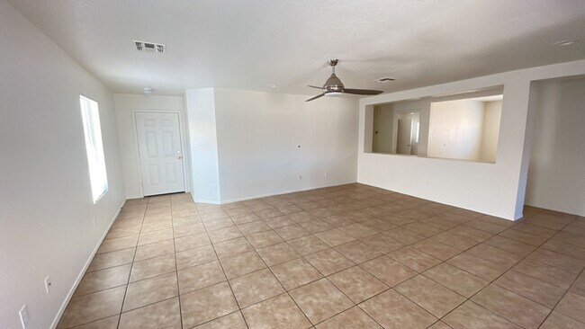 Foto del edificio - Cozy 3 bedroom home in Surprise!