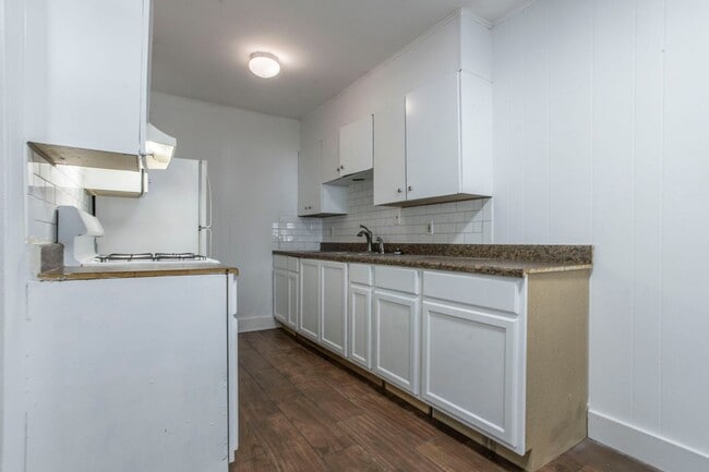 Foto del edificio - 104 Prestwick Blvd