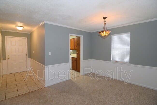 Building Photo - 2448 Riverlook Dr