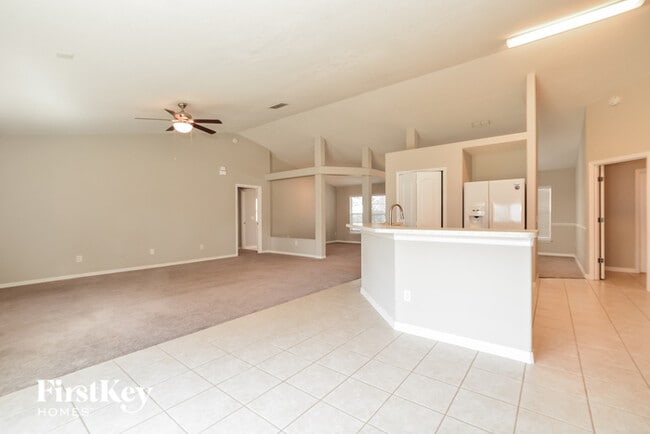 Building Photo - 11652 Pineloch Loop