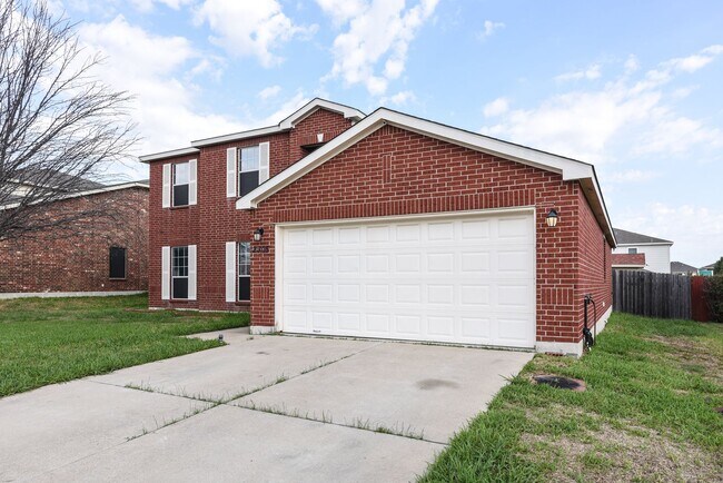 Foto del edificio - Elegant 4BR/3BA Home with Fireplace, Bonus Room and Open Layout!