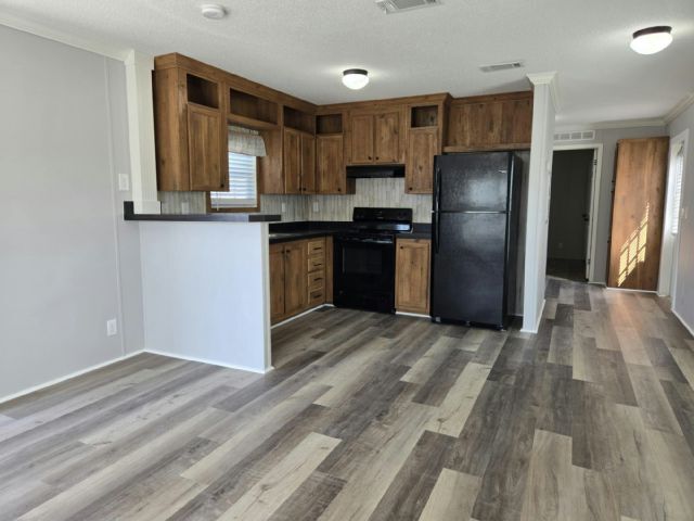 Foto del edificio - 6 Forest Ln