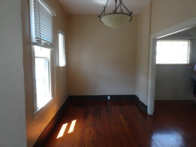 Dining Room - 858 21st St