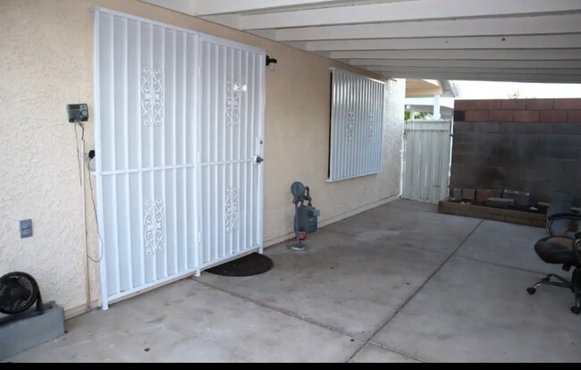 Building Photo - 7227 Empress Dr
