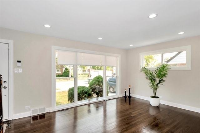 Building Photo - 2055 Downey Rd