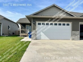 Building Photo - 5607 S Westwind Ave