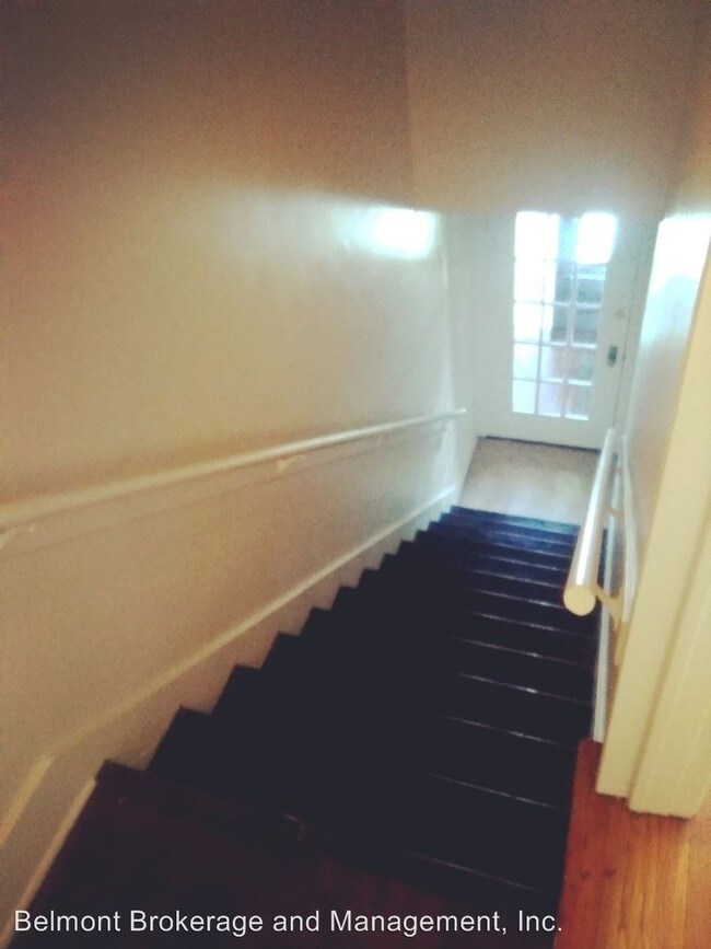 Building Photo - 31 Hermosa Ave