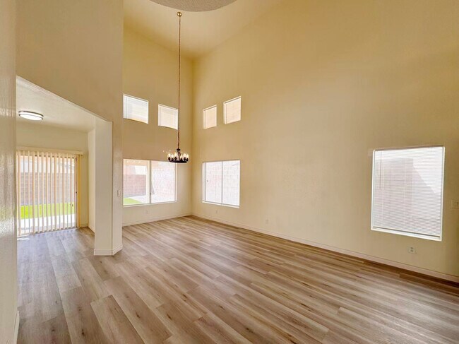Foto del edificio - 7849 Blue Brook Dr