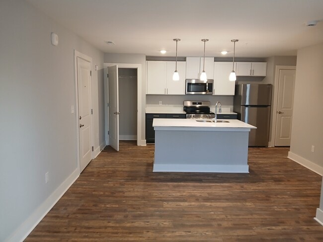 One Bedroom Kitchen - Madison View Apartments
