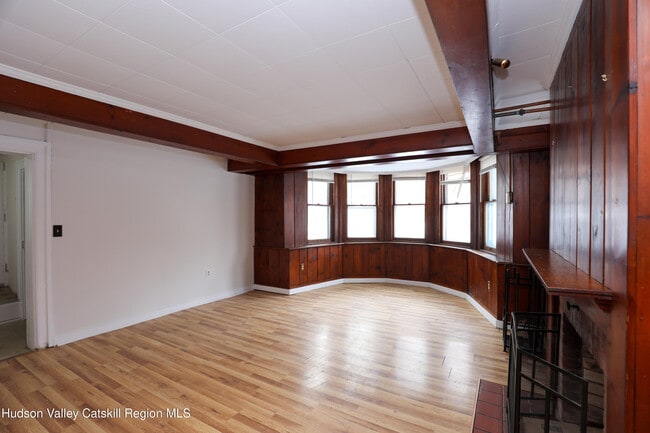 Foto del edificio - 16 John St