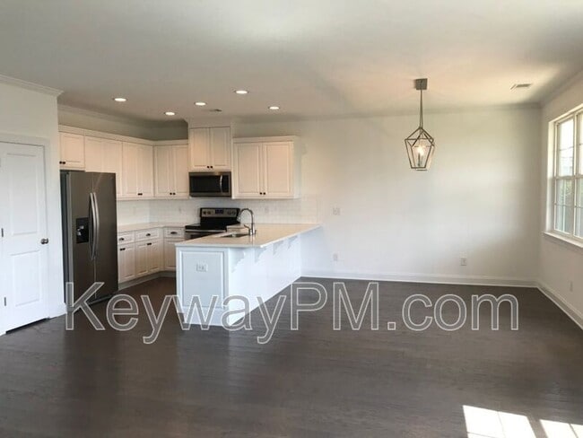 Building Photo - 943 Glenhaven Dr