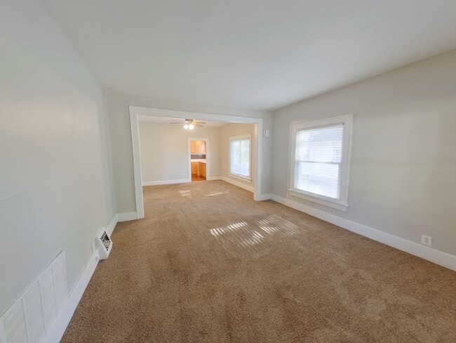 Foto del edificio - 322 N Spruce St