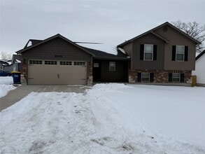 Building Photo - 29493 Walnut Valley Ct