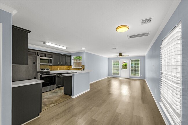 Foto del edificio - 4640 Knoxville St