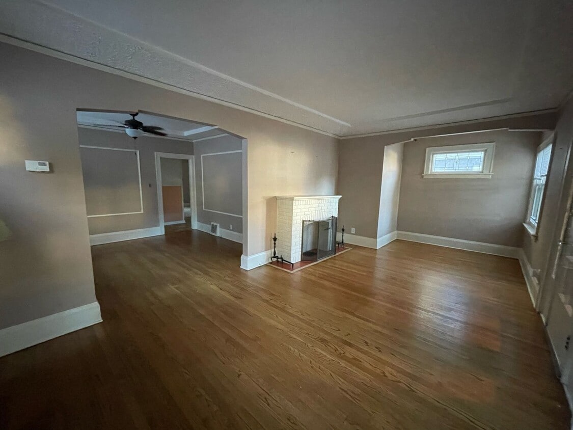 Foto principal - 1317 N 57th St