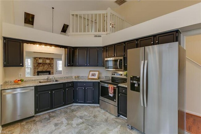 Building Photo - 5341 Lynbrook Landing