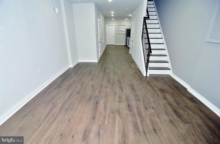 Foto principal - 943 E Schiller St