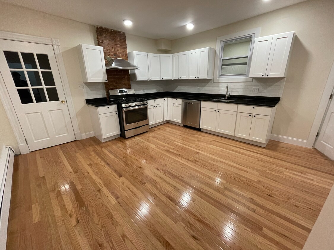 Foto principal - 315 Warren St