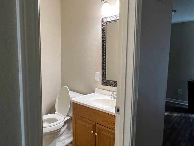 Half Bath downstairs - 503 SE 110th Ave
