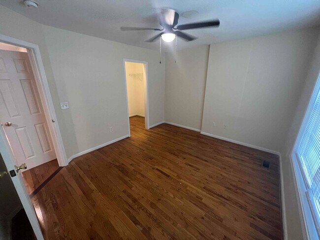 Foto del edificio - 309 W Beattie St