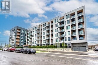 Building Photo - 613-1440 CLARRIAGE Ct