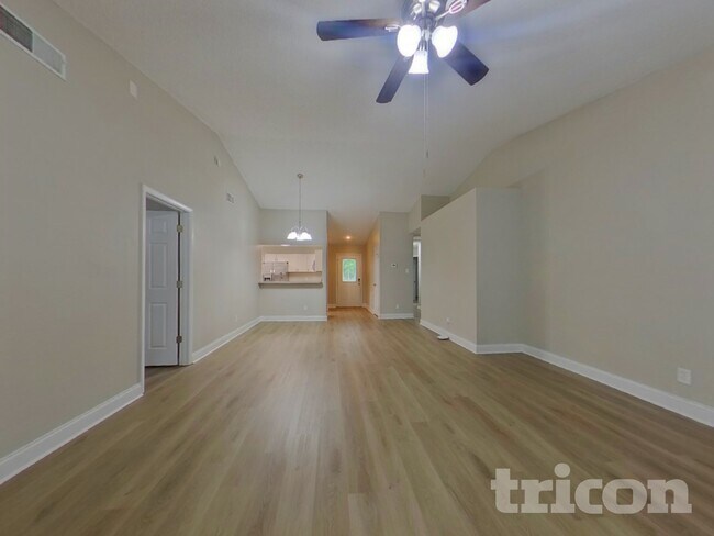 Foto del edificio - 13613 Fawn Ridge Blvd